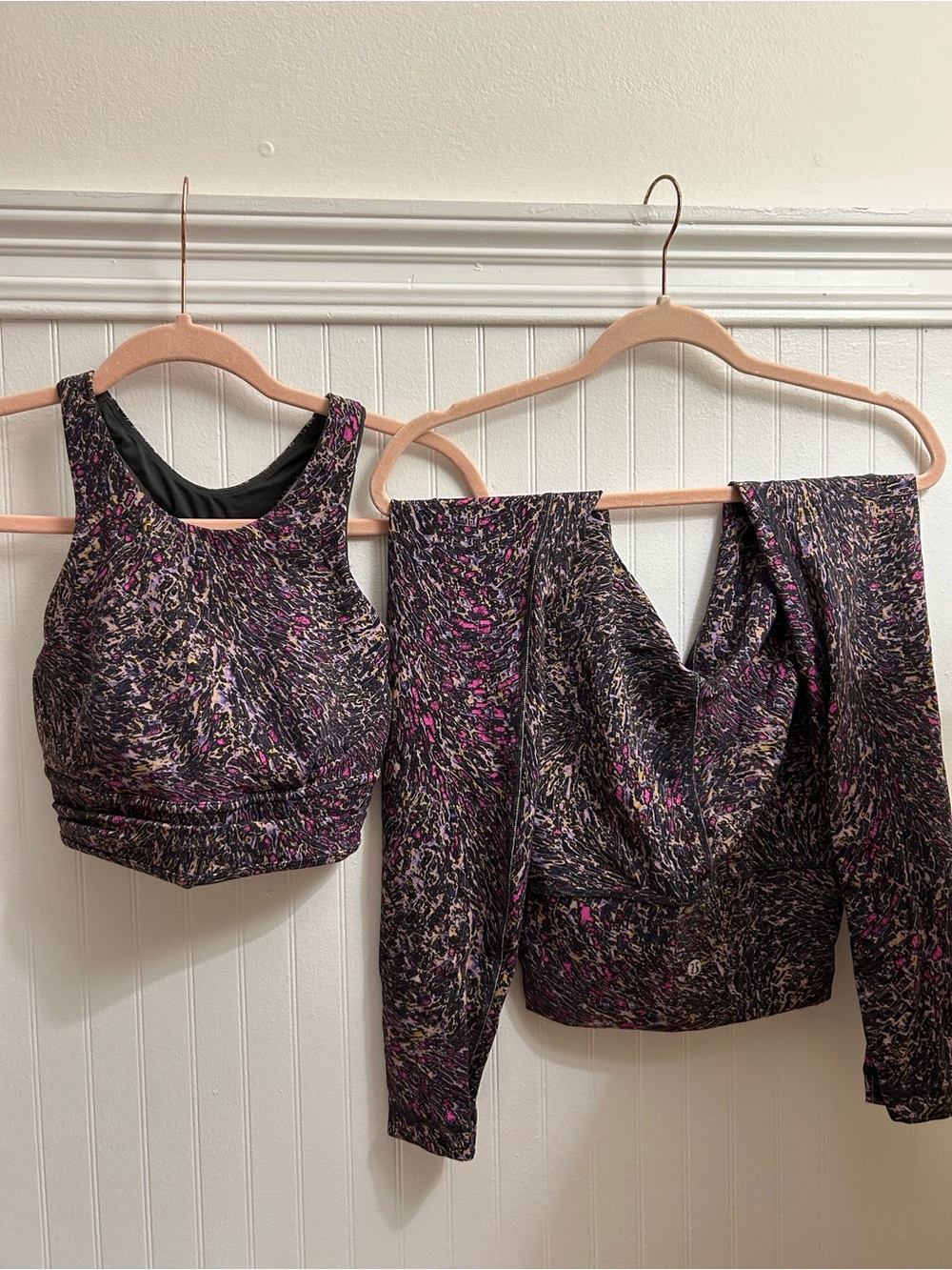 Activewear Set — Black with Pink & Cream Speckle